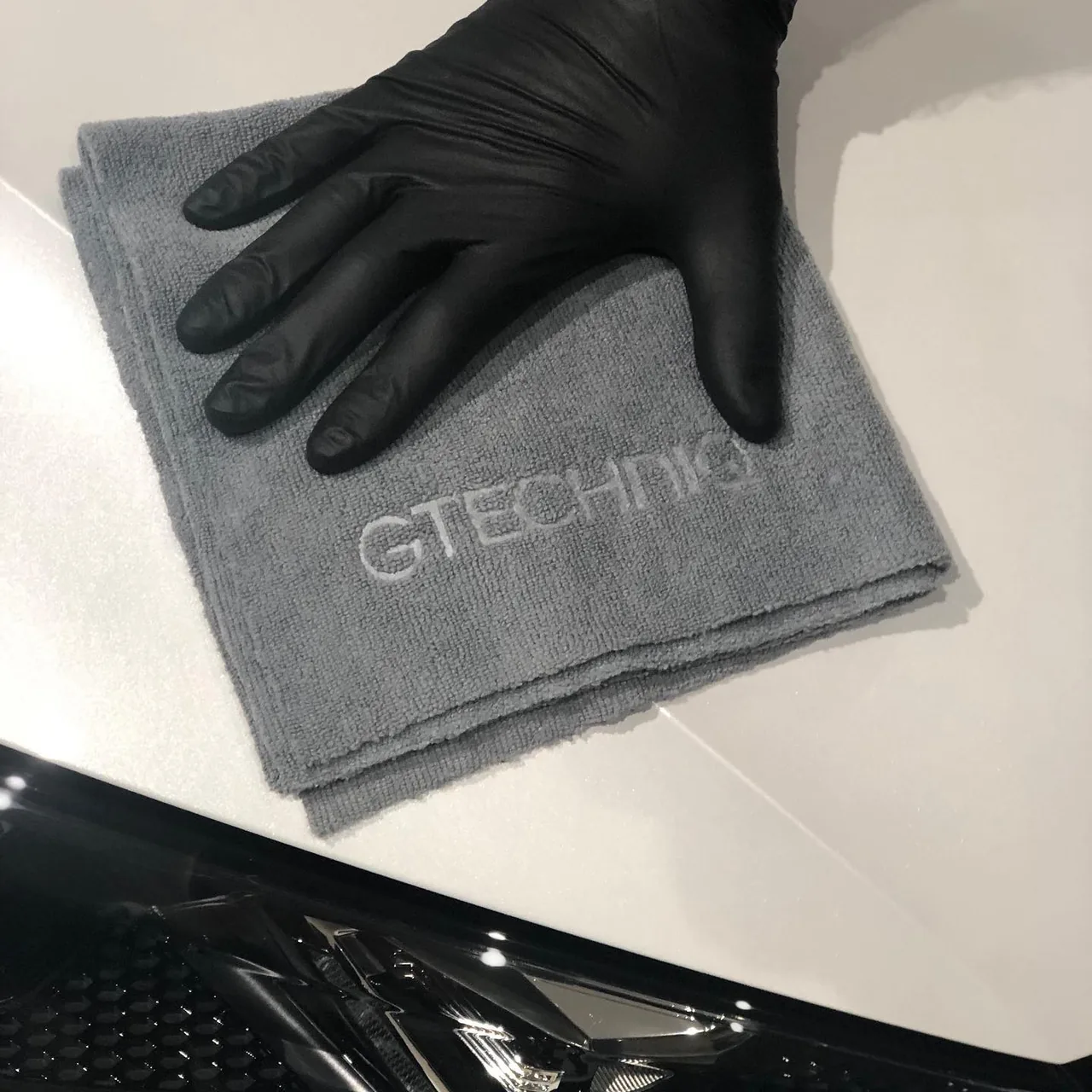 Laveta fina din microfibra MF1 ZeroR Microfibre Buff Cloth Gtechniq, imagine produs