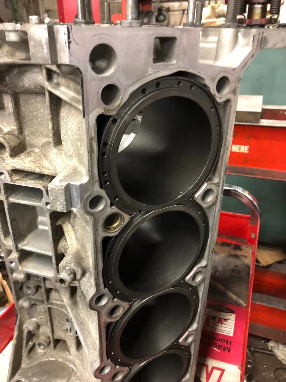 Bloc motor Darton Sleeved M113K Short Block Core Exchange, imagine produs